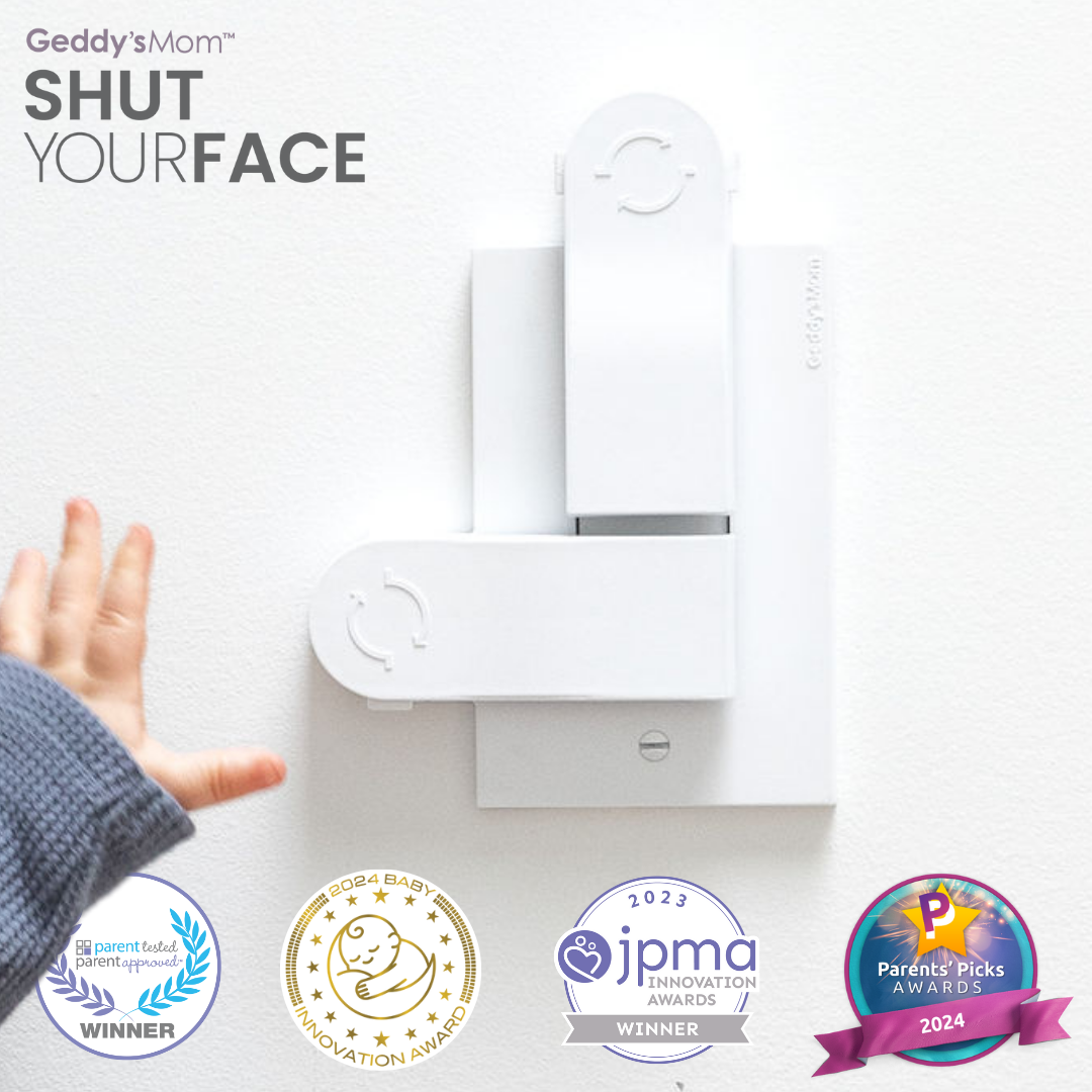 SHUT YOUR FACE - Self-Closing Outlet Cover (1-SCREW Duplex Outlets)